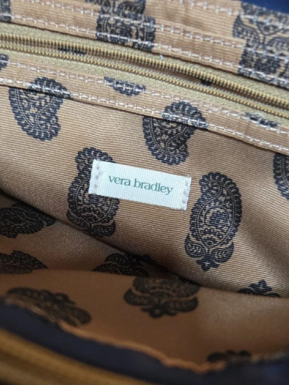 Vera Bradley sleek vera